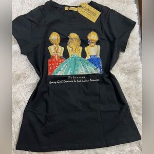 Fashion Tshirt black Rhinestone and Sparkle ✨ Design Large